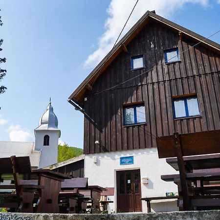 Planinarski Dom "Bijele Stijene" Mountain Lodge Tuk Vojni Buitenkant foto