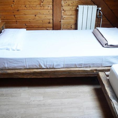 Planinarski Dom "Bijele Stijene" Mountain Lodge Tuk Vojni Buitenkant foto