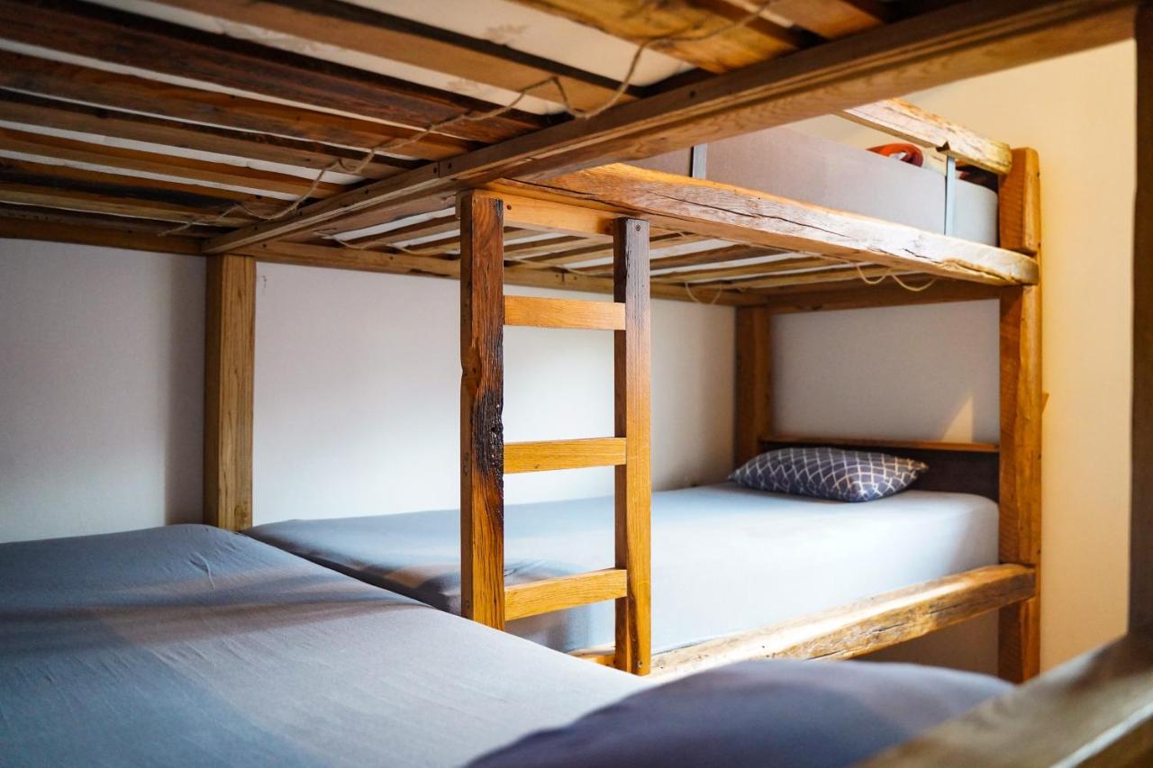 Planinarski Dom "Bijele Stijene" Mountain Lodge Tuk Vojni Buitenkant foto