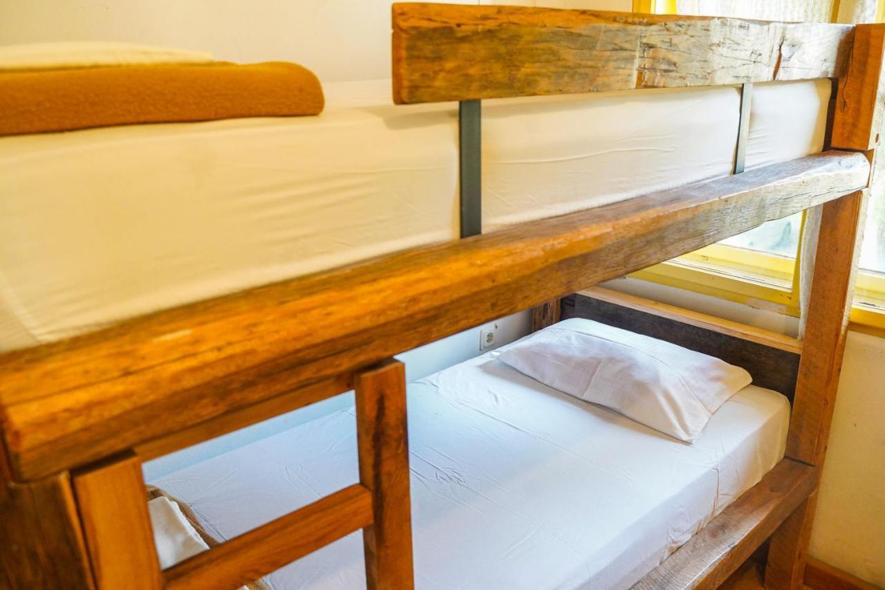 Planinarski Dom "Bijele Stijene" Mountain Lodge Tuk Vojni Buitenkant foto